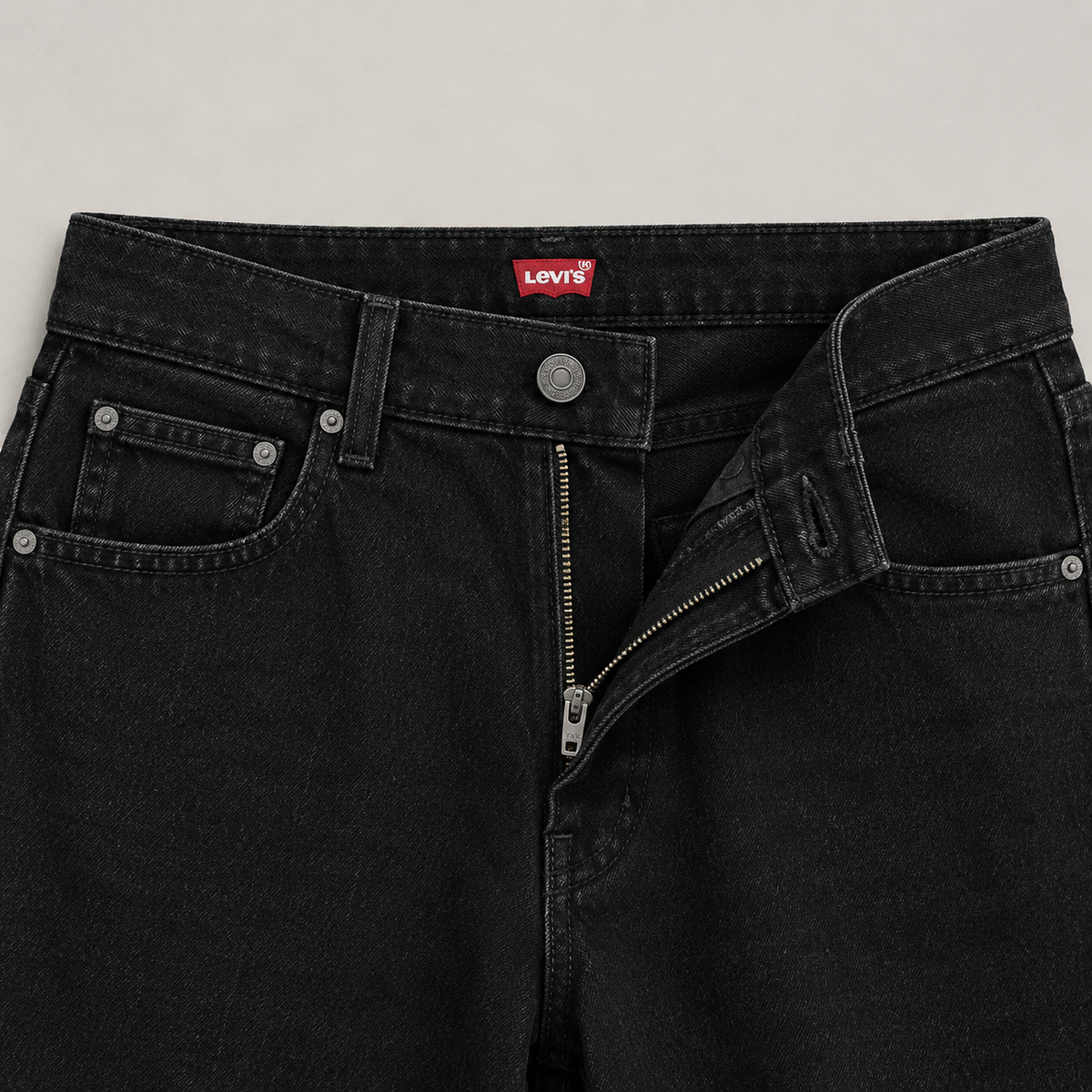 Levis Straight Fit Denim Jeans – Black